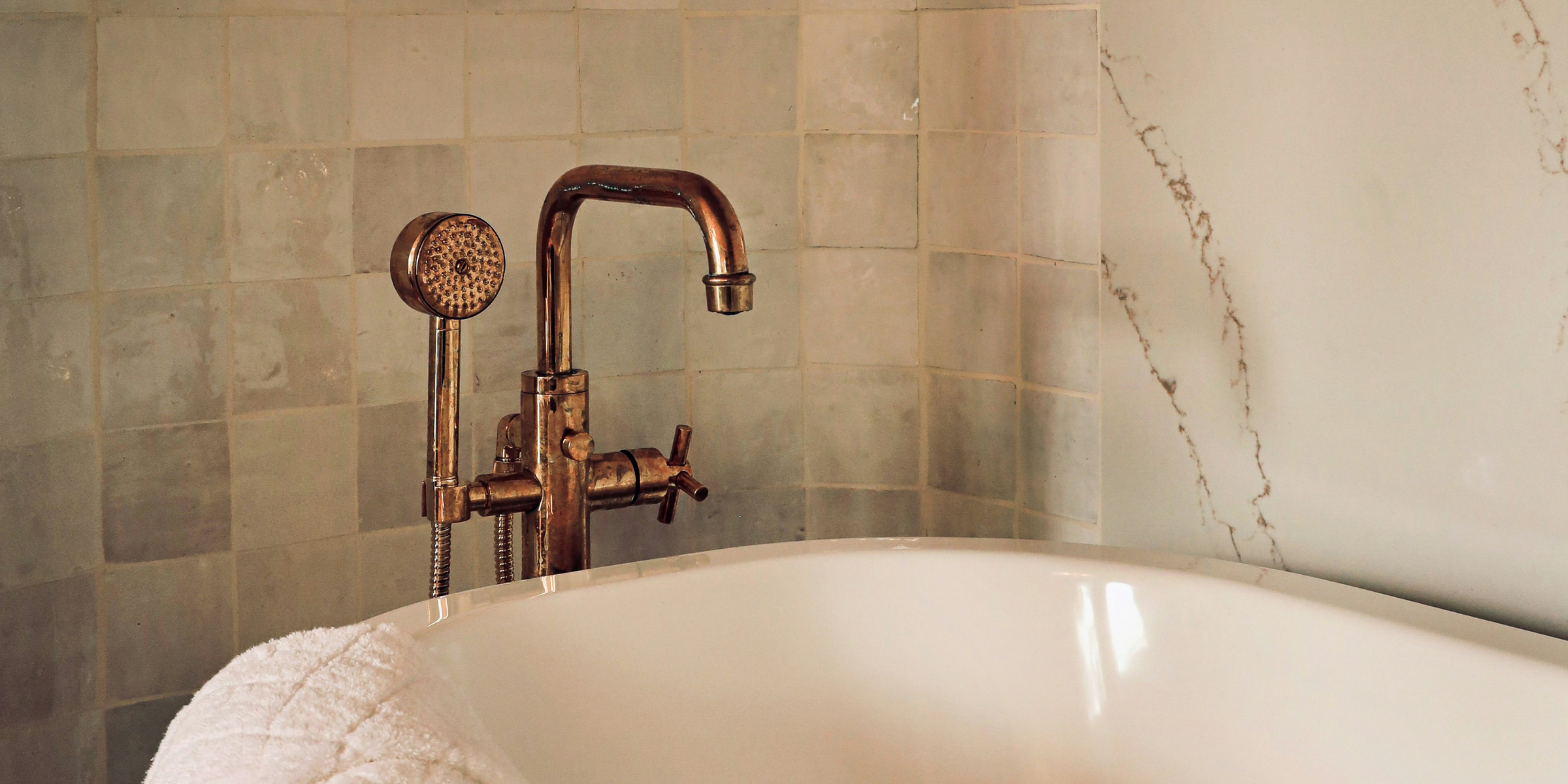 Mitigeur baignoire : le guide complet pour un achat réussi