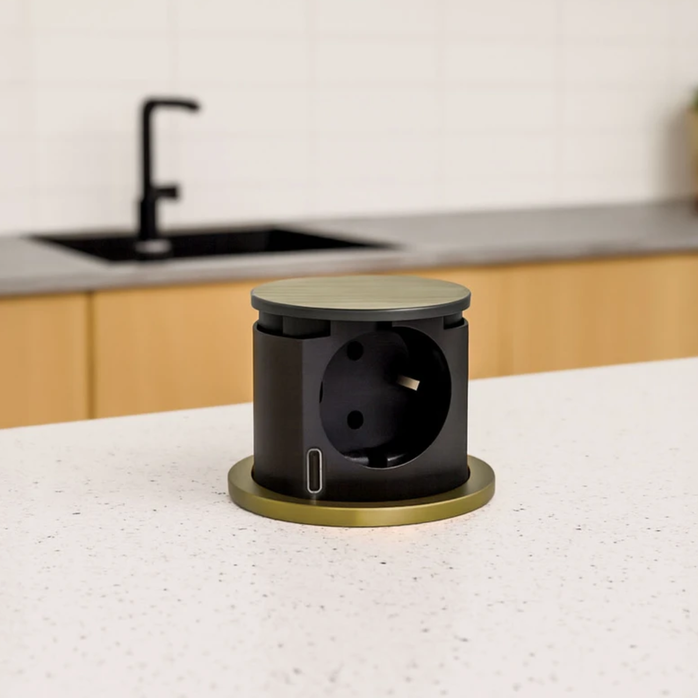 Prise plan de travail NEKO rétractable doré - Bloc 1 prise + 1 USB-C