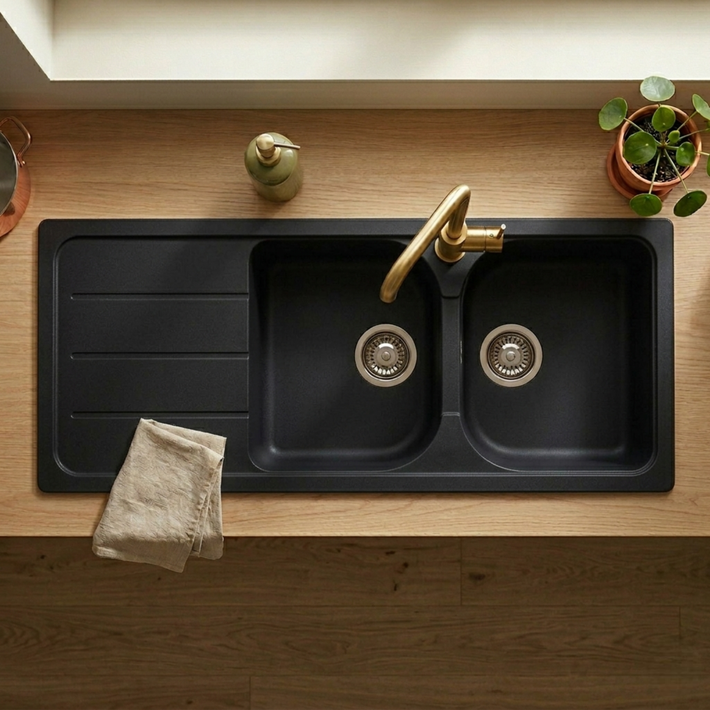 Évier granit noir Schock FORMHAUS 2 bacs 1 égouttoir