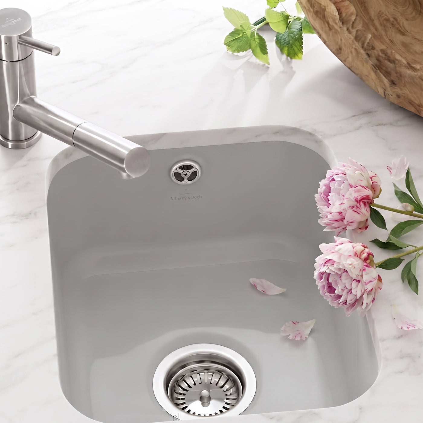 Evier sous-plan céramique gris graphite Villeroy & Boch CISTERNA 50 1 bac 445x445
