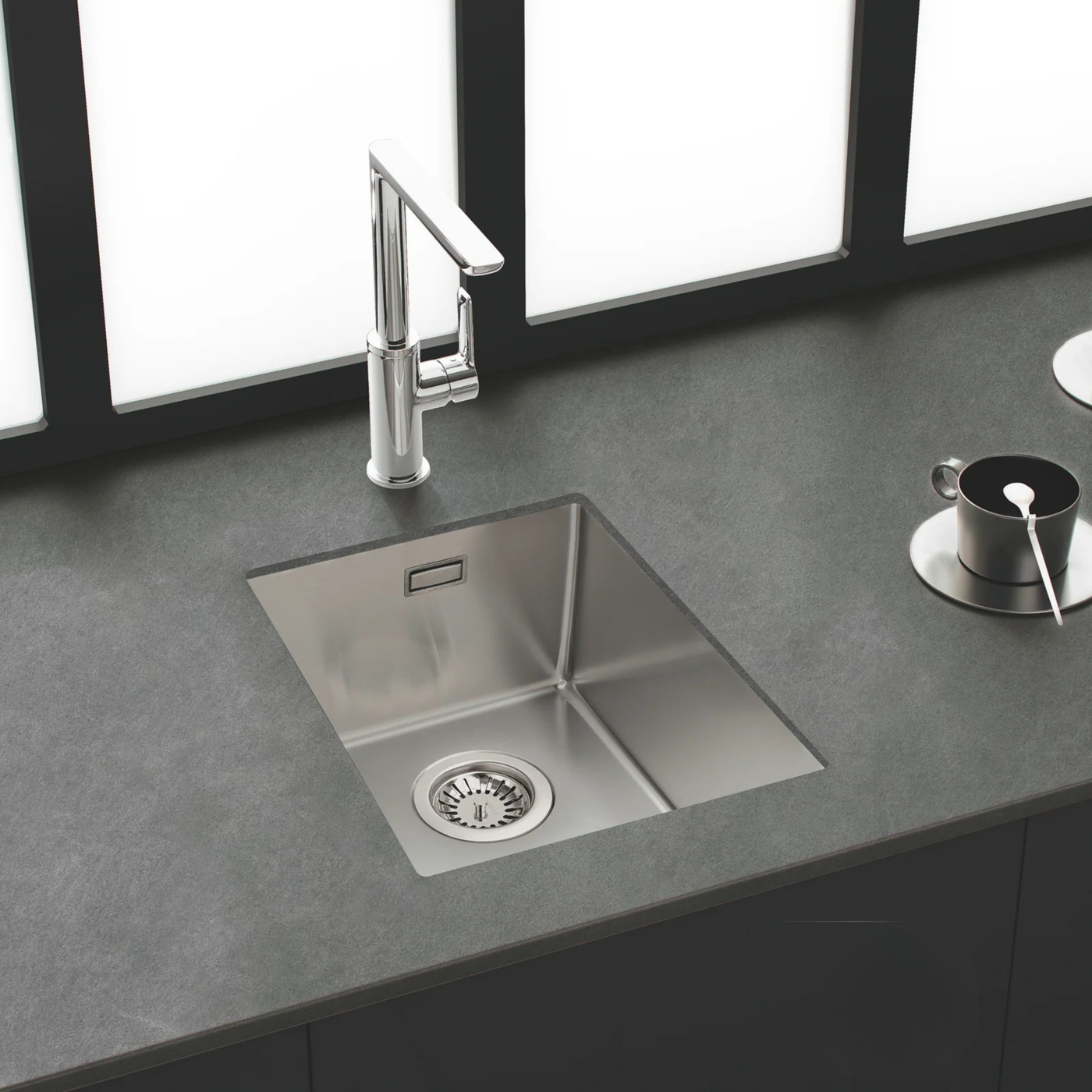 Evier sous plan inox lisse VIBRATO Luisina 1 bac 450x450 mm