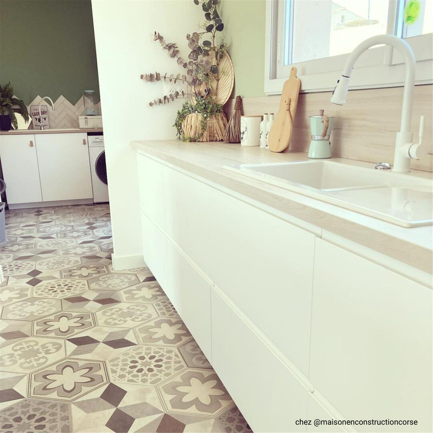 Evier céramique blanc Villeroy & Boch SUBWAY PURE 1 bac et demi - égouttoir droite