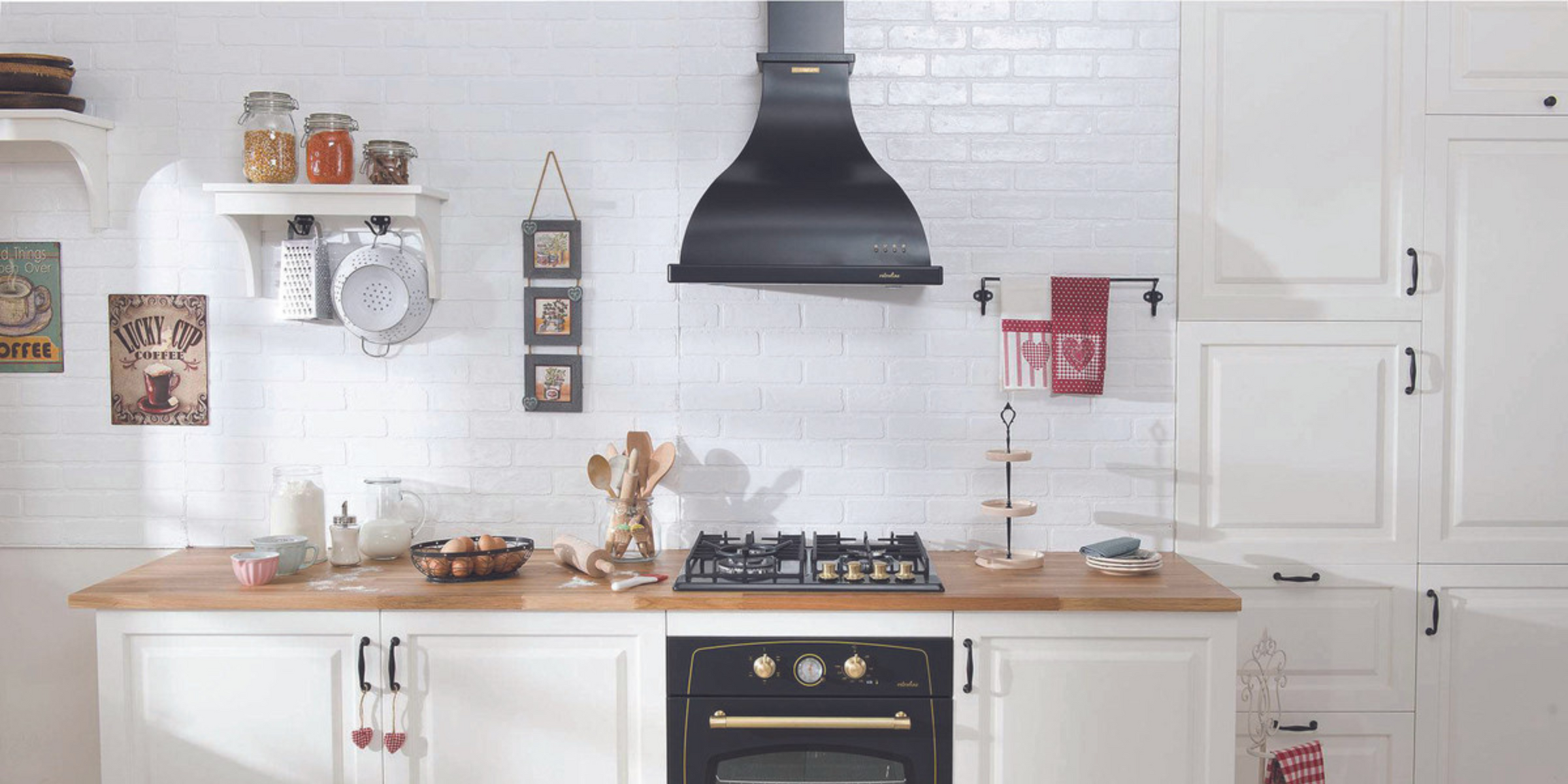 Hotte HORIS noir mat 60 cm, vintage et efficace pour une cuisine stylée.