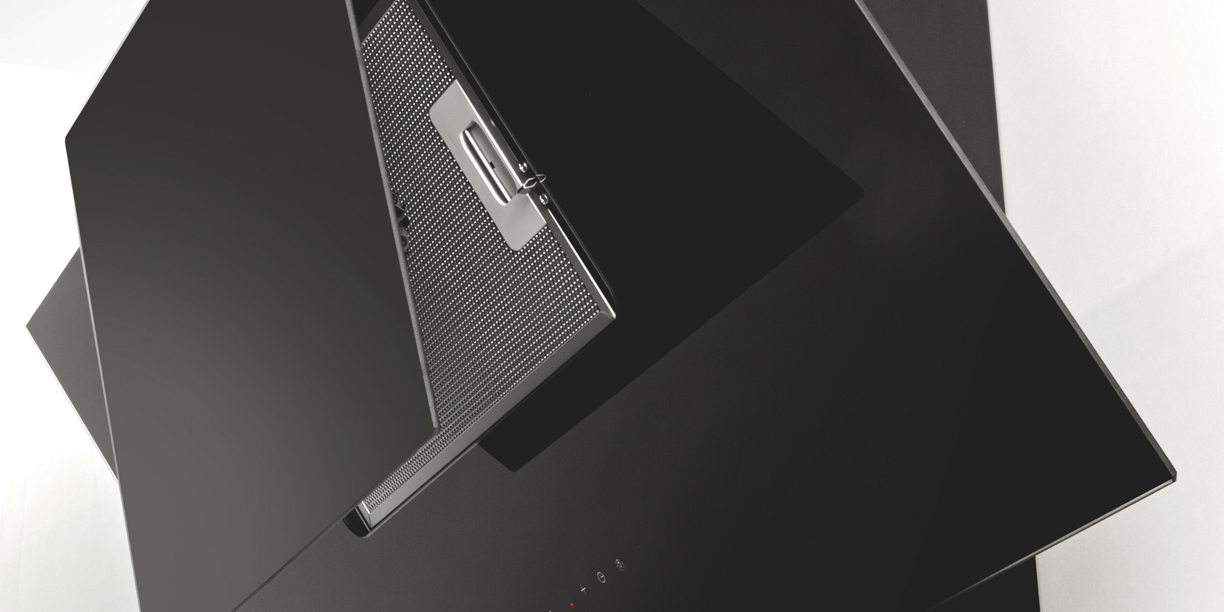 Hotte OLI noire 900 mm, design sobre et aspiration puissante.