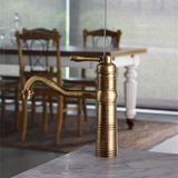 Robinet vintage vieux bronze Chambord AUBIN