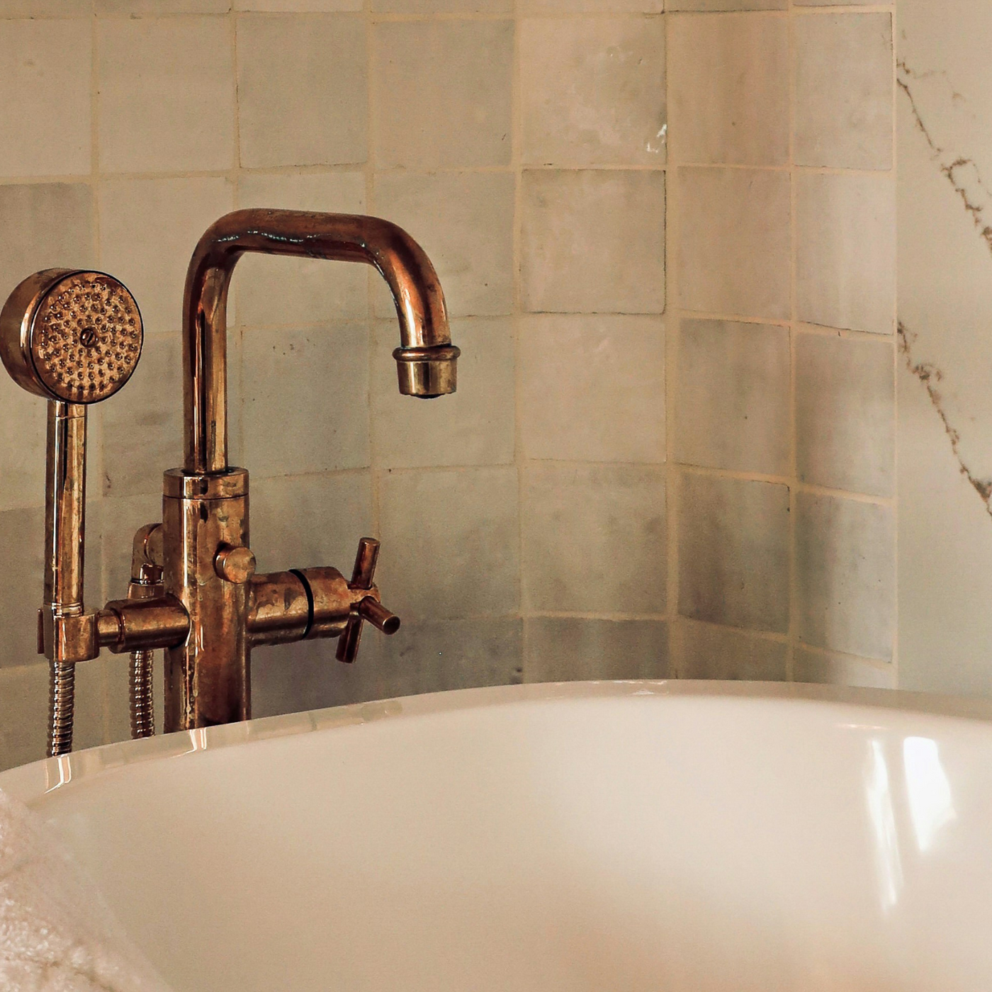 Mitigeur baignoire : le guide complet pour un achat réussi