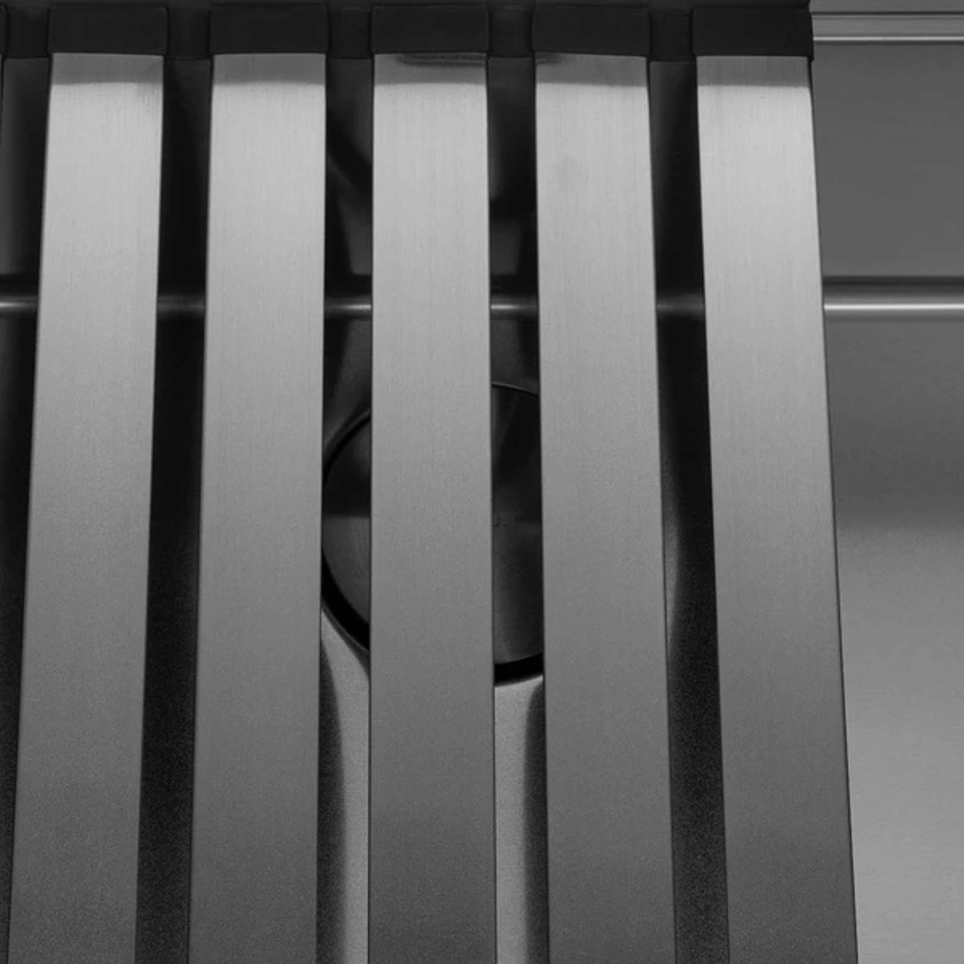 Égouttoir vaisselle rabattable inox PVD noir métallisé Luisina LEGATO - dessous de plat noir