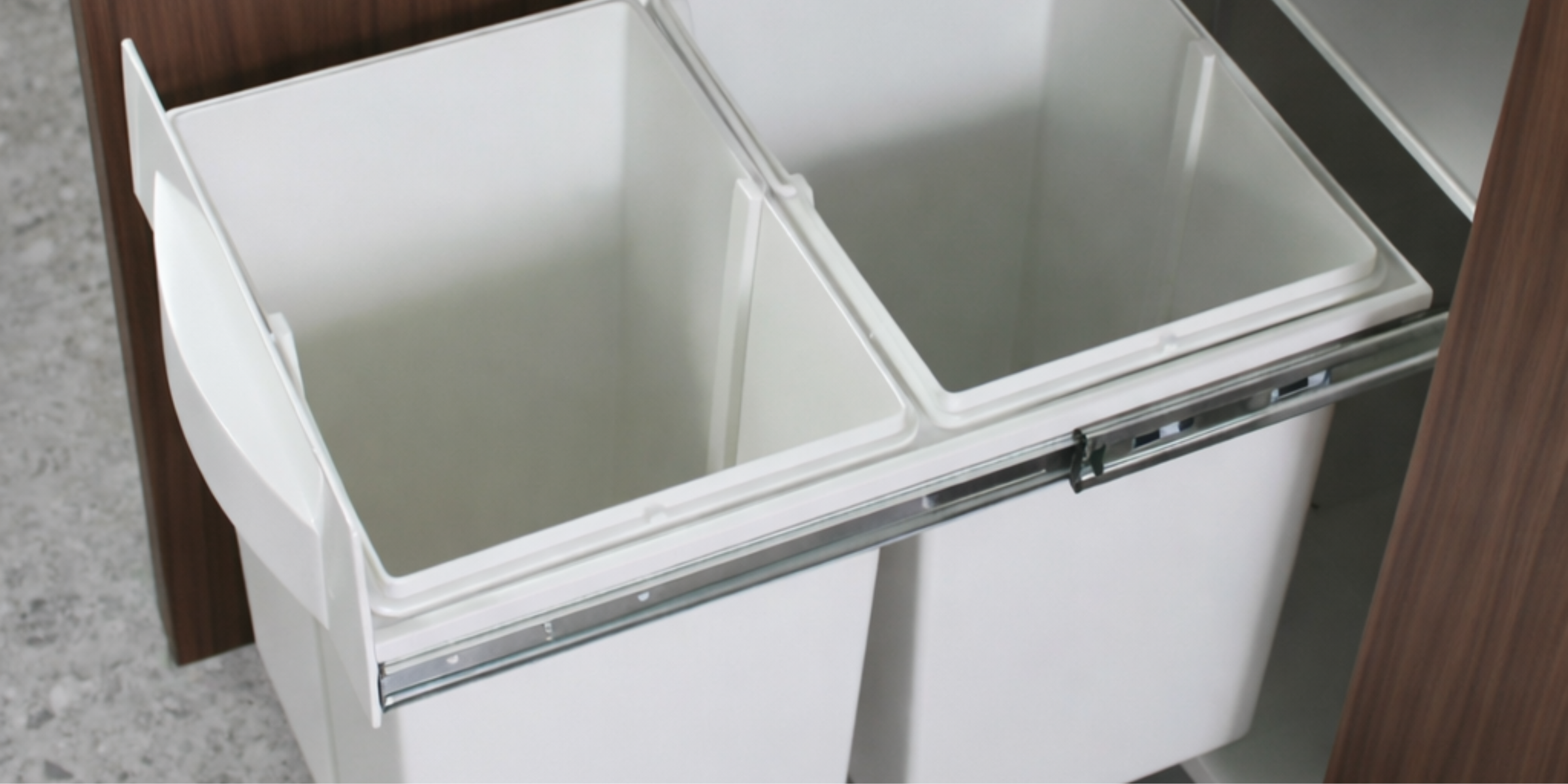 Poubelle cuisine blanc POPPY - encastrable 2 x 20 litres, solution pratique pour tri des déchets et organisation de cuisine.
