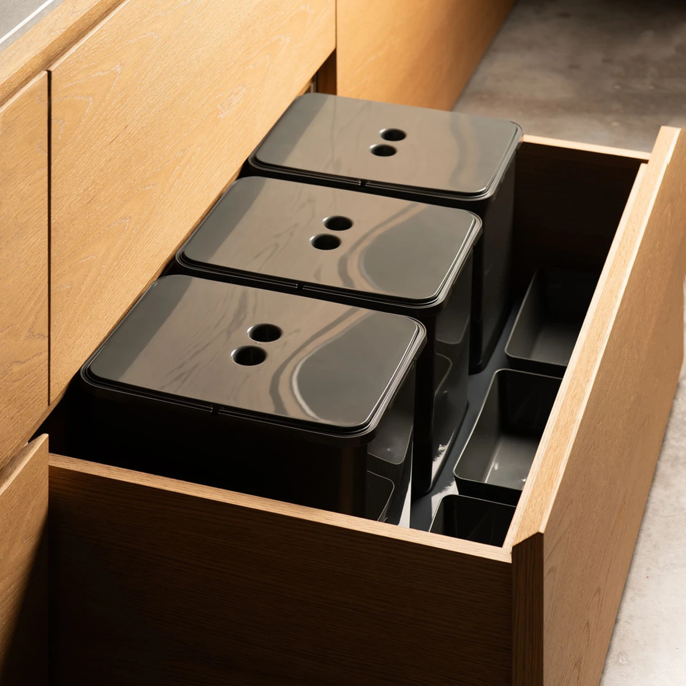 Poubelle cuisine SERAVA 48 L - poubelle de tri 3 x 16 litres