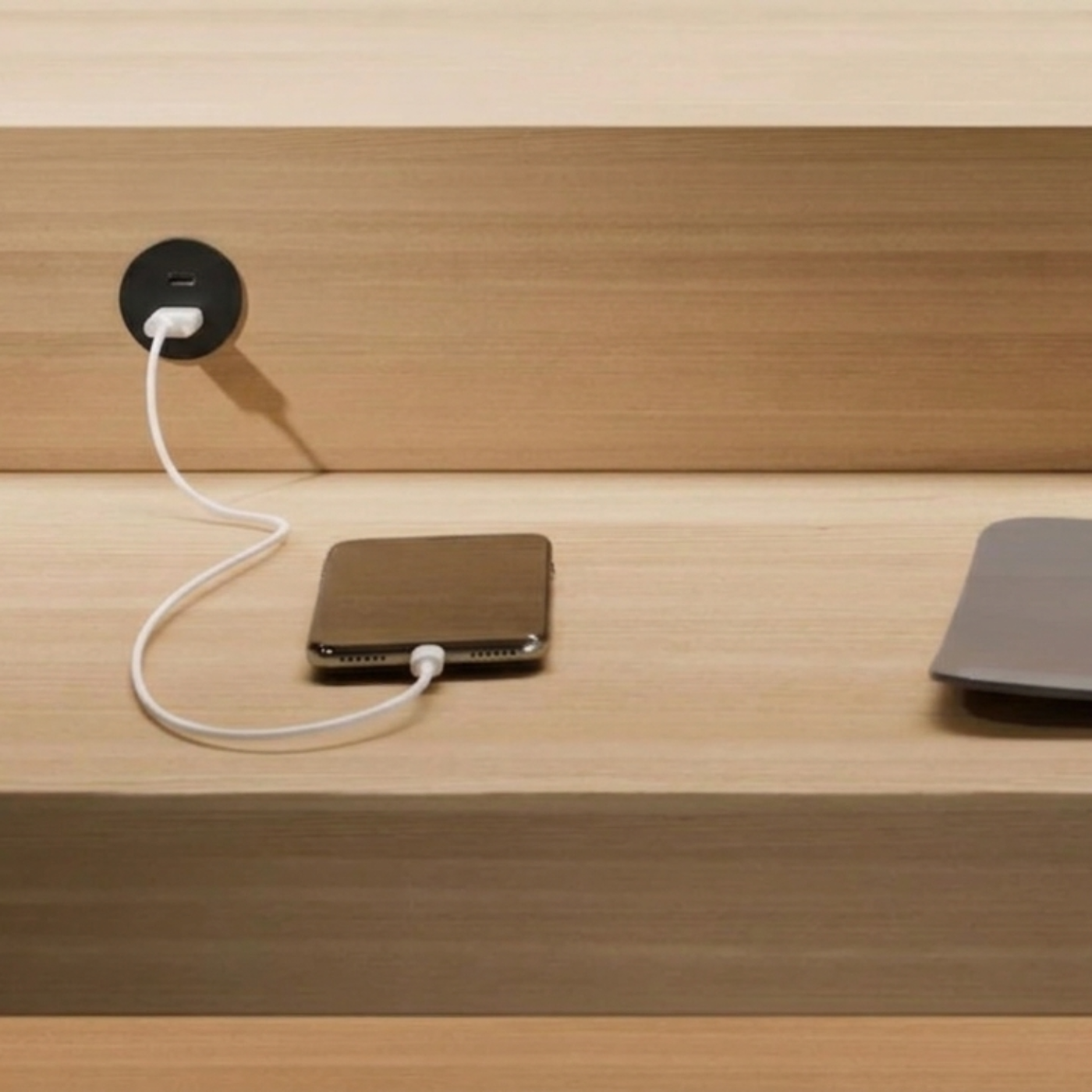 Prise USB murale ARCHEA 1 prise USB C + 1 USB-A - Prise ronde encastrable noir