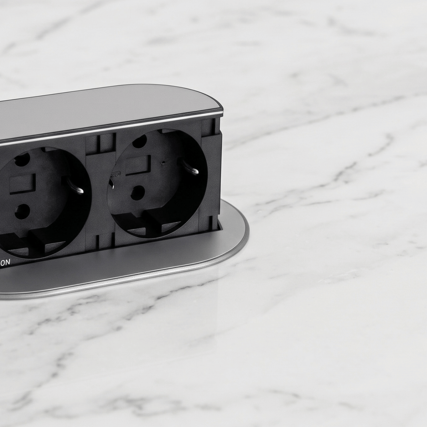 Prise plan de travail PIXEL rétractable inox - Double prise + 1 USB-C