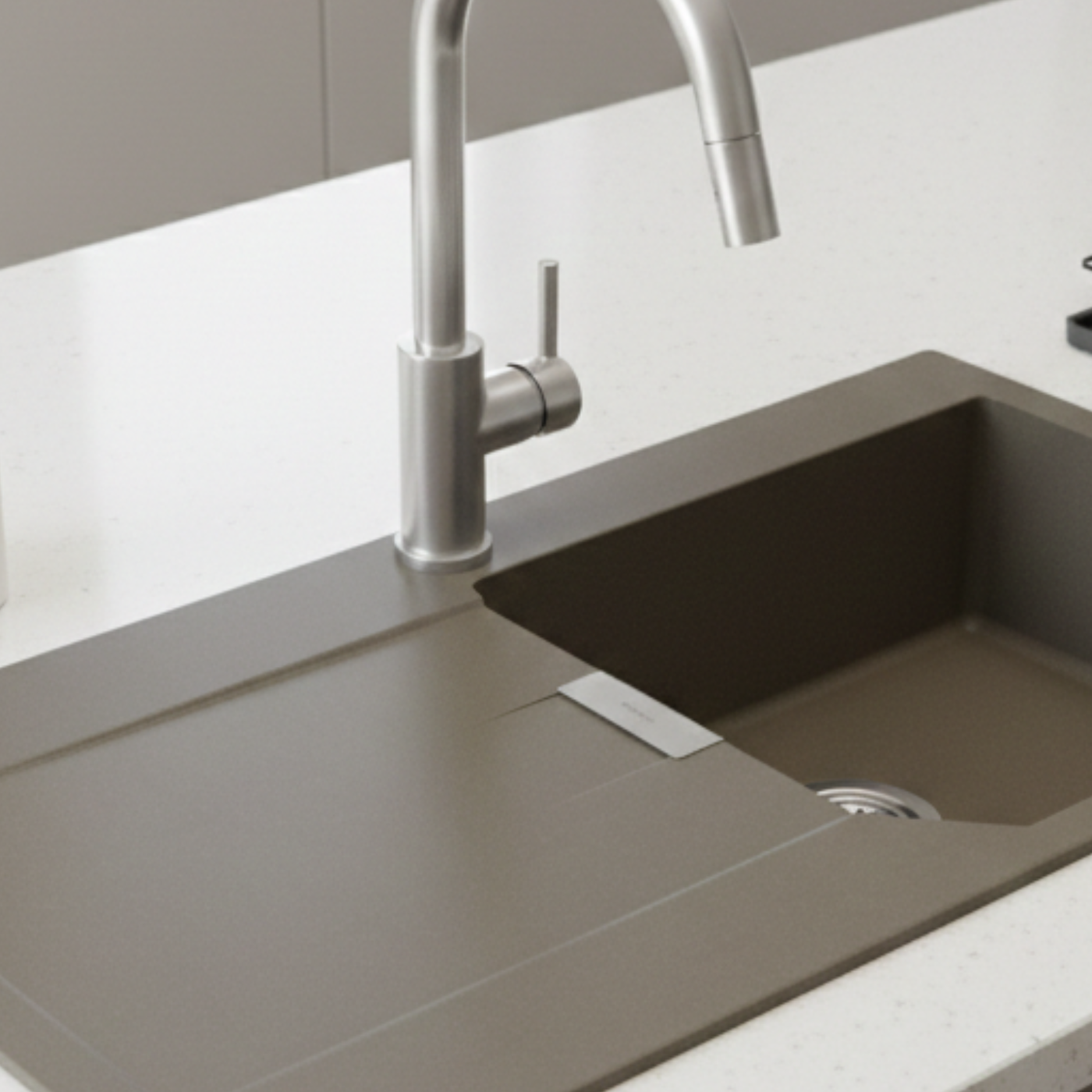 Évier granit taupe Schock MANHATTAN 1 grand bac 1 égouttoir