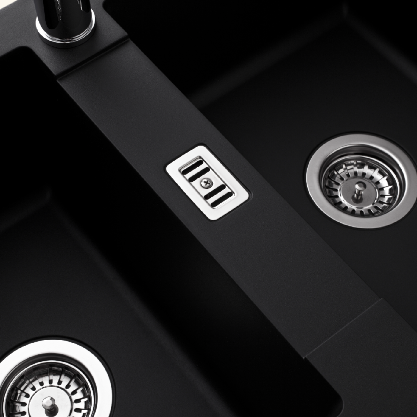 Évier résine noir PLUTON 2 bacs 1 égouttoir