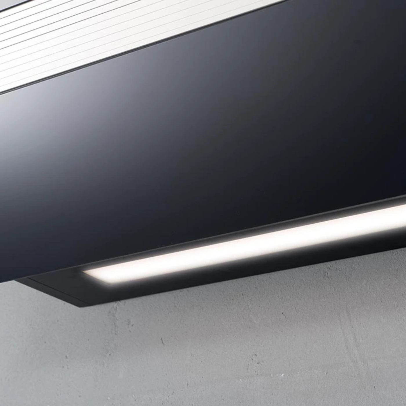 Hotte cuisine verticale Silverline ART verre noir 90 cm