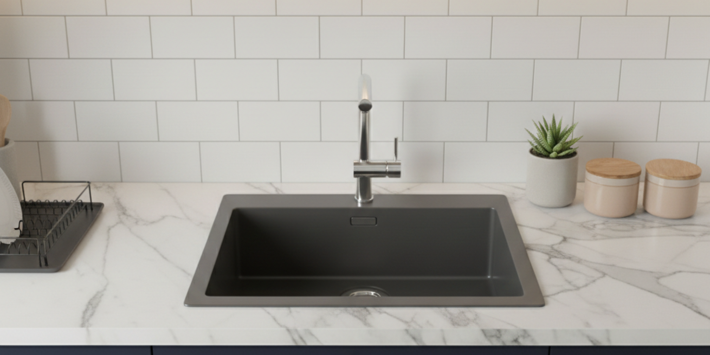 Robinet douchette Schütte UNICORN bec droit inox, mitigeur moderne avec jet extractible pour une flexibilité de nettoyage.